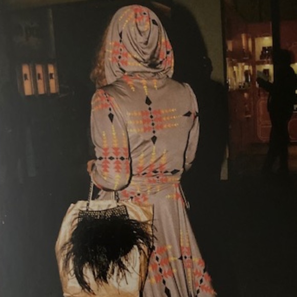 Frederico Leone Gold Heels with Bows✨ - Picture 7 of 7